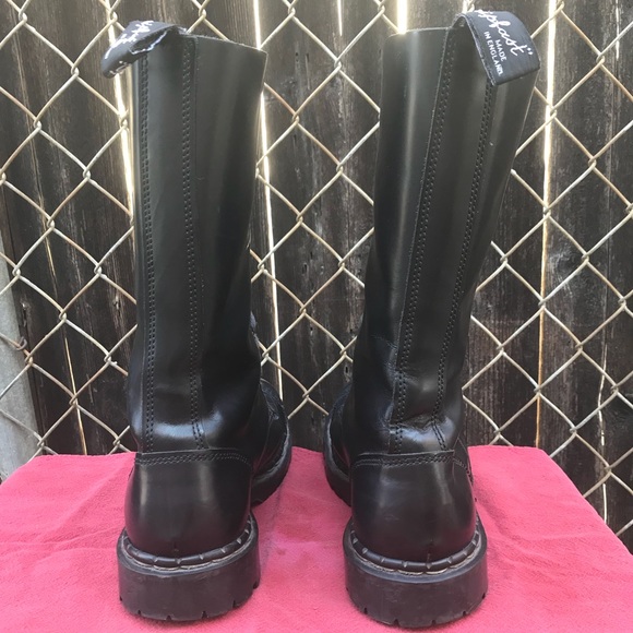 Gripfast 14 Eyelet Steel Toed Leather Boots - Picture 2 of 8